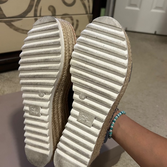 Crown vintage sandal - Picture 4 of 4